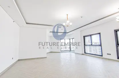 شقة - 3 غرف نوم - 4 حمامات للايجار في مول الحضيبة - الحضيبة - السطوة - دبي