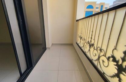 Apartment - 1 - 2 for rent in Muwaileh 3 Building - Muwaileh - Sharjah