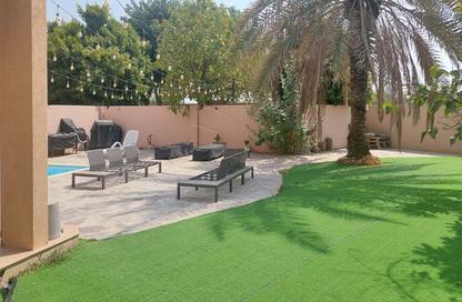 Villa - 5 - 6 for sale in Mediterranean Style - Al Reef Villas - Al Reef - Abu Dhabi