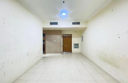 Apartment - 1 - 1 for rent in Fire Station Road - Muwaileh - Sharjah