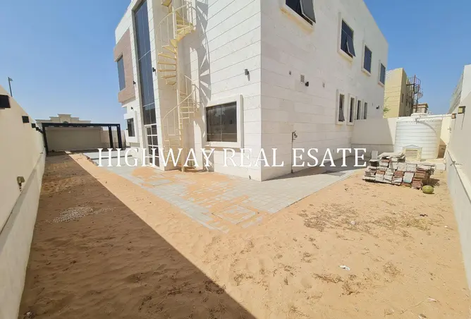 149081541 - Property Image 2