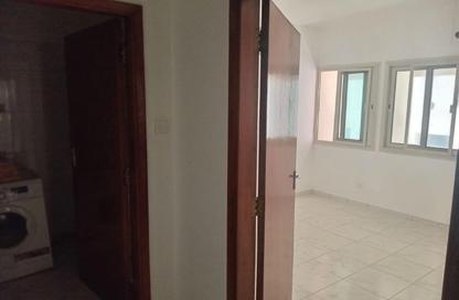 Apartment - 2 Bedrooms - 1 Bathroom for rent in Al Khan Corniche - Al Khan - Sharjah