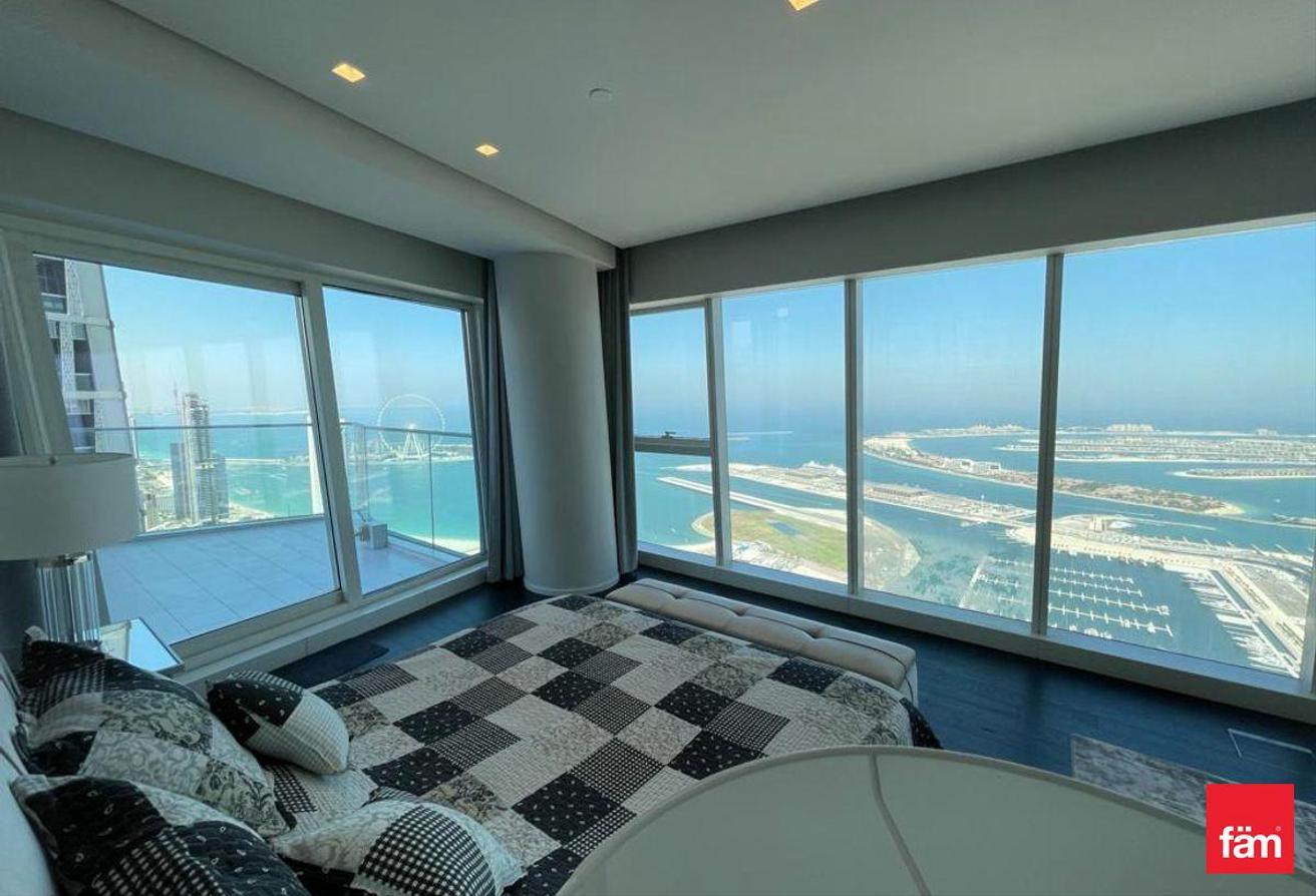 Penthouse | Panoramic Palm views | large balcony photo 3