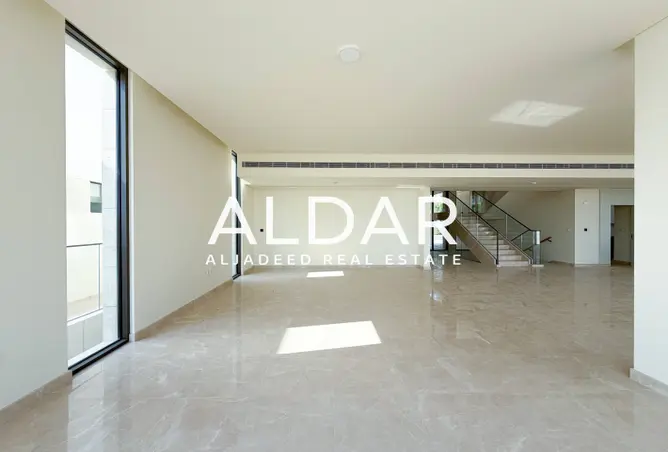 136092000 - Property Image 3