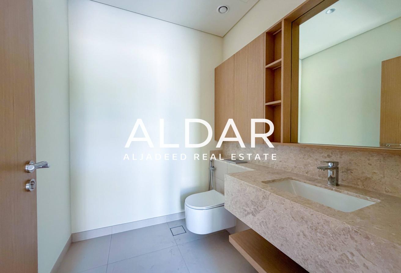 Brand New Branded Villa | Maid Room And Basement photo 12