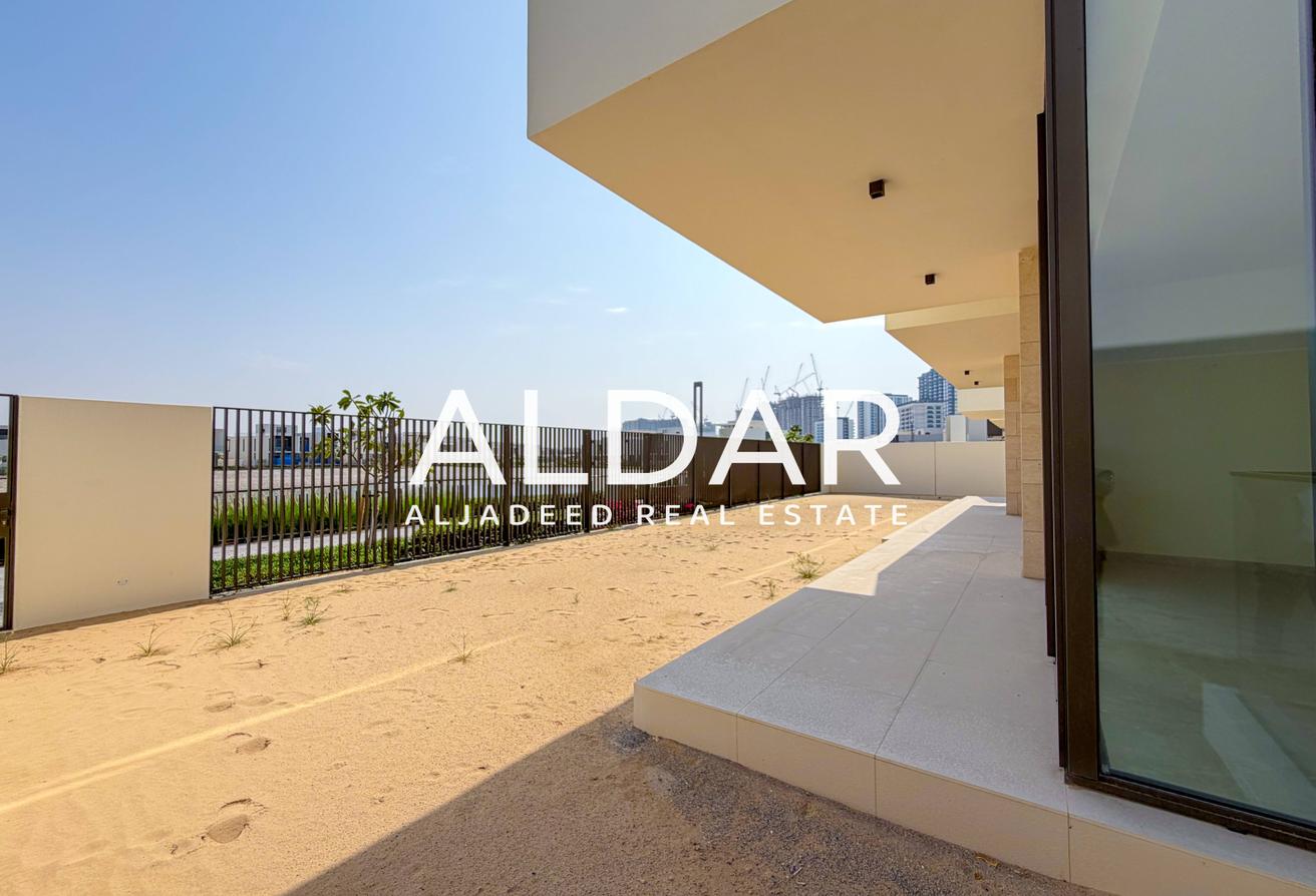 Brand New Branded Villa | Maid Room And Basement photo 13