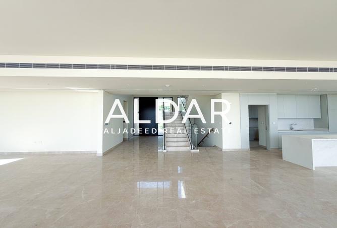 136092000 - Property Image 2