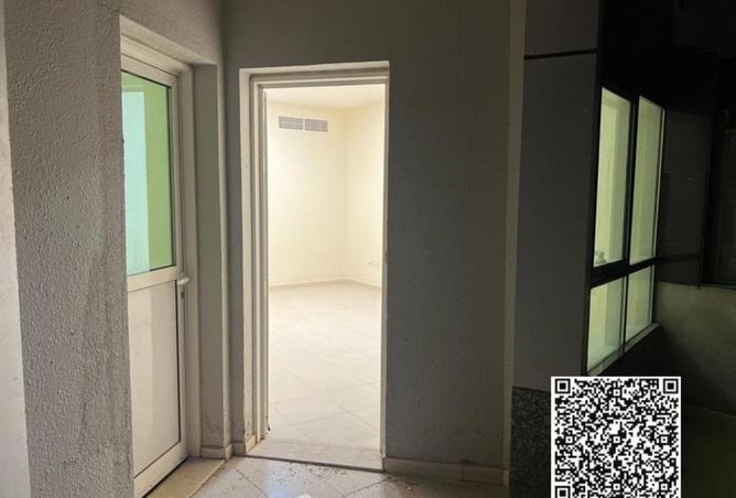 100865197 - Property Image 2