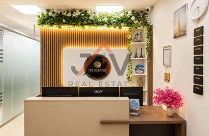 Office Space - Studio - 1 Bathroom for rent in Park Lane Tower - Business Bay - Dubai Office Space - Studio - 1 Bathroom for rent in Park Lane Tower - Business Bay - Dubai