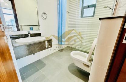 Apartment - 1 Bedroom - 2 Bathrooms for rent in Jumeirah Garden City - Al Satwa - Dubai