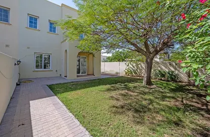 Villa - 2 Bedrooms - 3 Bathrooms for rent in Springs 8 - The Springs - Dubai