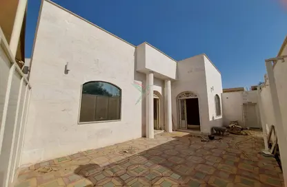 فيلا - 3 غرف نوم - 3 حمامات للايجار في شعاب العسكر - زاخر - العين