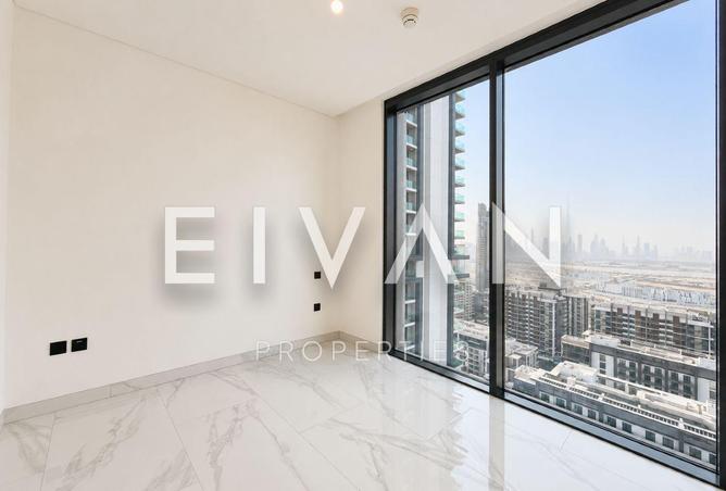 Luxury Family Home | High Floor | Community View photo 3