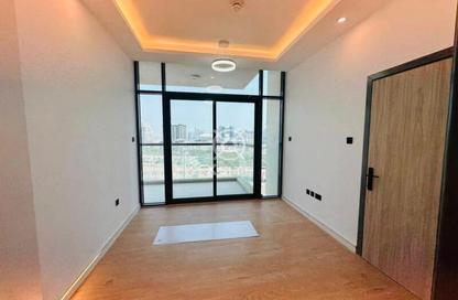 Apartment - 1 Bedroom - 2 Bathrooms for rent in Central Park Tower - District 12 - Jumeirah Village Circle - Dubai