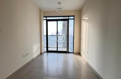 Apartment - 1 Bedroom - 2 Bathrooms for rent in Central Park Tower - District 12 - Jumeirah Village Circle - Dubai
