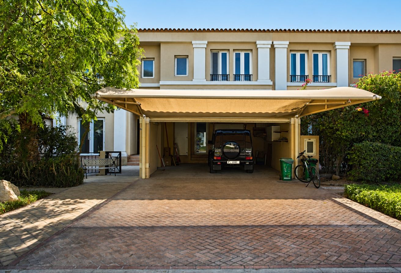 Vacant | Upgraded | Landscaped