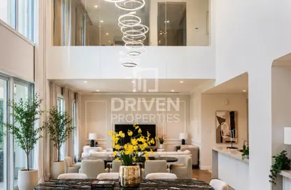 Villa - 4 Bedrooms - 4 Bathrooms for sale in Sur La Mer 1 - Sur La Mer - Jumeirah 1 - Jumeirah - Dubai