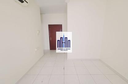 Apartment - 1 Bedroom - 1 Bathroom for rent in Fire Station Road - Muwaileh - Sharjah Apartment - 1 Bedroom - 1 Bathroom for rent in Fire Station Road - Muwaileh - Sharjah