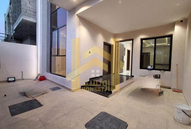 73852122 - Property Image 2