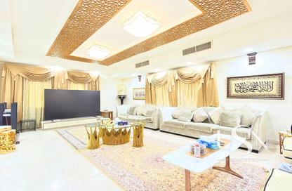 Villa - 6 - 6 for sale in Al Twar 1 - Al Twar - Dubai
