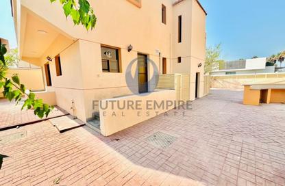 Villa - 4 - 4 for rent in Jumeirah 3 - Jumeirah - Dubai