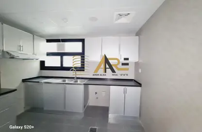 شقة - غرفة نوم - 2 حمامات للايجار في سراب 2 - الجادة - الشارقة