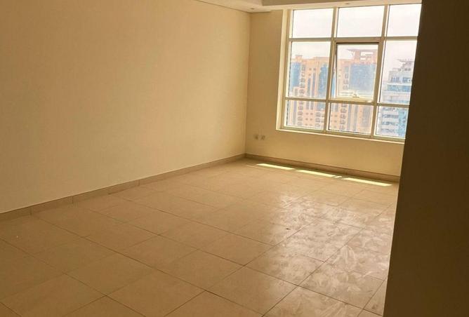 72720027 - Property Main Image