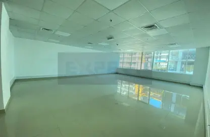 مكتب - استوديو - 1 حمام للايجار في كابيتال جولدن تاور - الخليج التجاري - دبي