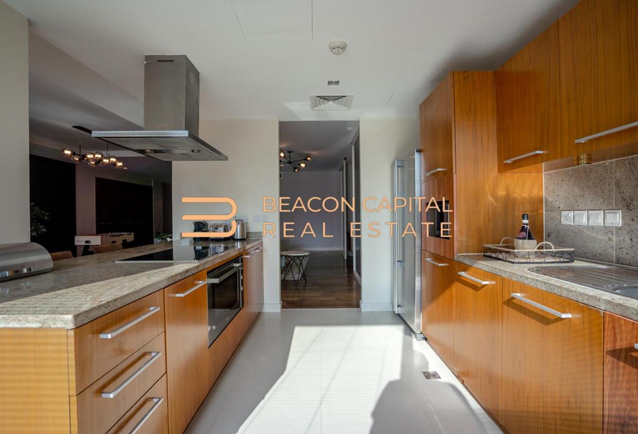 Spacious 3BR | Vacant | Well Maintained photo 5
