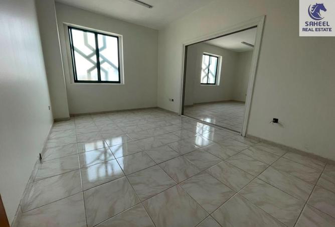 132067632 - Property Image 2