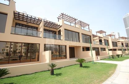 Townhouse - 4 Bedrooms - 4 Bathrooms for rent in Jumeirah Islands Townhouses - Jumeirah Islands - Dubai Townhouse - 4 Bedrooms - 4 Bathrooms for rent in Jumeirah Islands Townhouses - Jumeirah Islands - Dubai