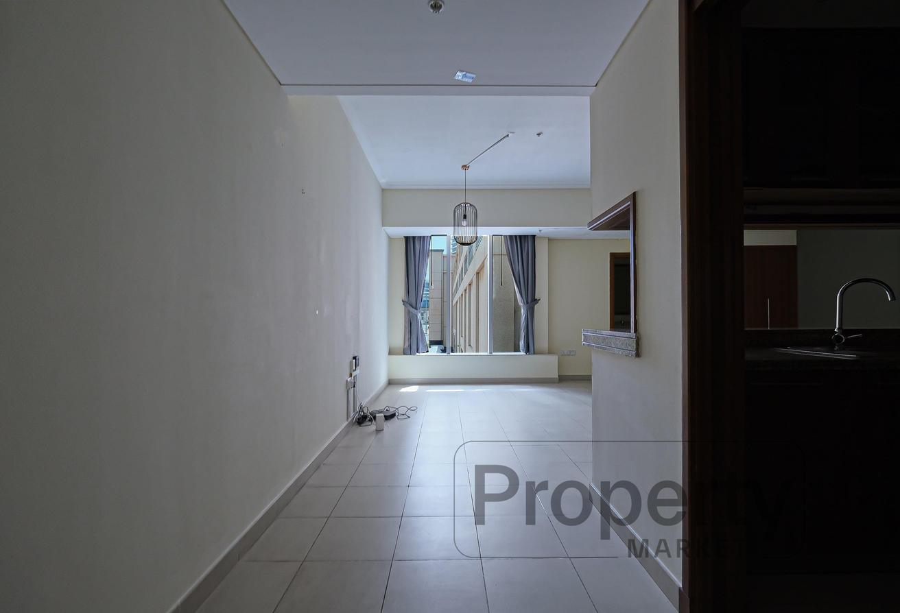 12 Payments Option |Laundry Room | Spacious photo 5