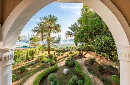 Villa - 5 - 7 for sale in Royal Residences Jumeirah Zabeel Saray - The Crescent - Palm Jumeirah - Dubai