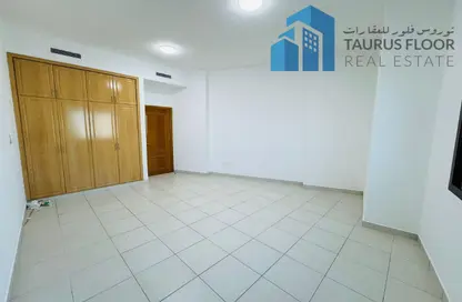 Apartment - 2 Bedrooms - 2 Bathrooms for rent in Souk Al Kabeer Building - Al Souk Al Kabeer - Bur Dubai - Dubai