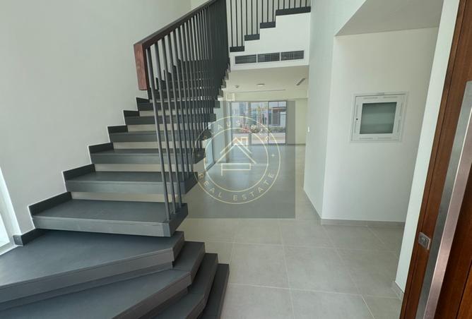 78989528 - صورة العقار 2