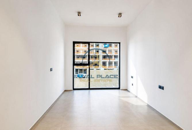 130202067 - Property Image 3