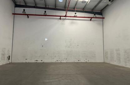 Warehouse - Studio for rent in Al Sajaa Industrial - Al Sajaa - Sharjah