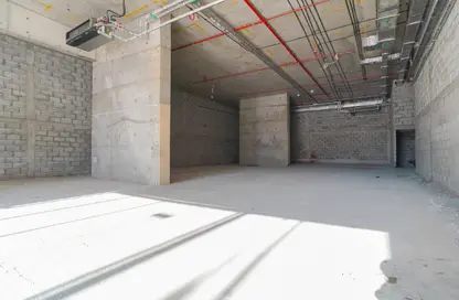 Retail - Studio - 1 Bathroom for rent in Pearl house II - District 12 - Jumeirah Village Circle - Dubai