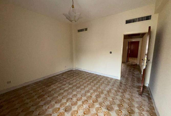90937909 - Property Image 2