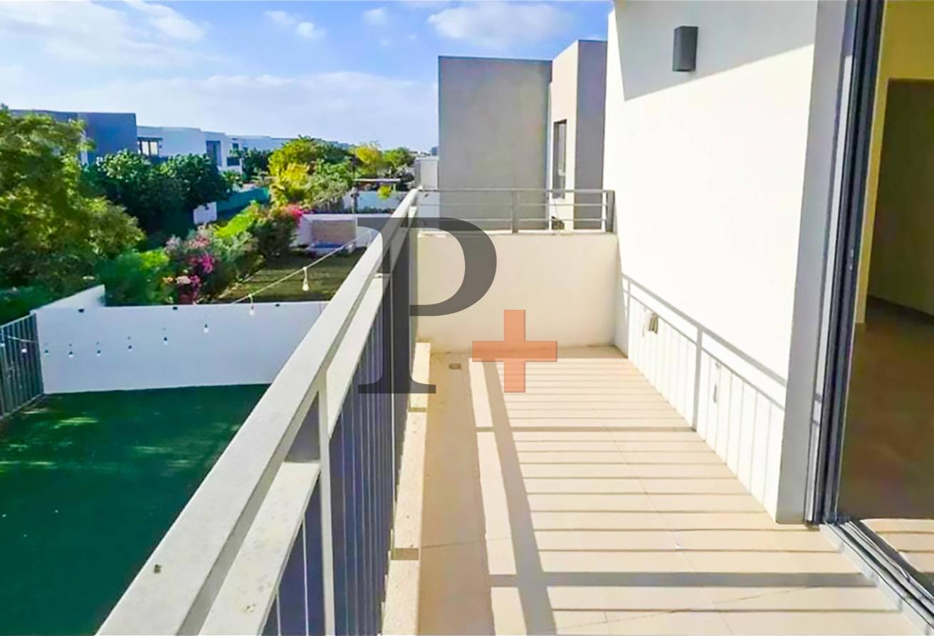 Standalone Villa | Single Row | Landscaped photo 7