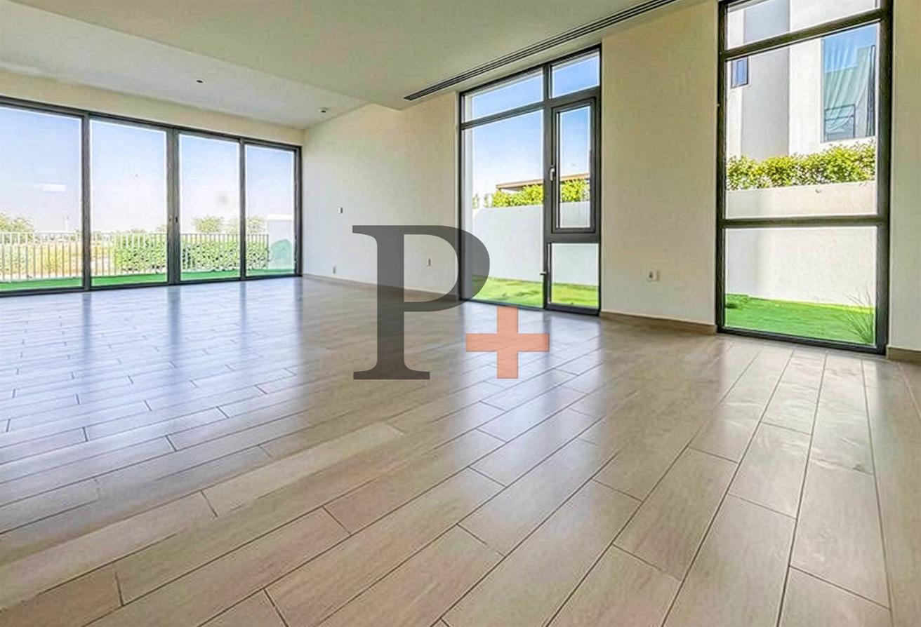 Standalone Villa | Single Row | Landscaped photo 4