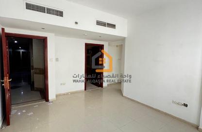 Apartment - 1 Bedroom - 1 Bathroom for rent in Sharjah 555 Tower - Al Khan Corniche - Al Khan - Sharjah