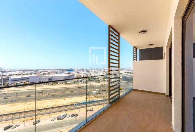 92718978 - Property Image 2