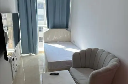 Apartment - 1 Bathroom for rent in Tourist Club Area - Abu Dhabi