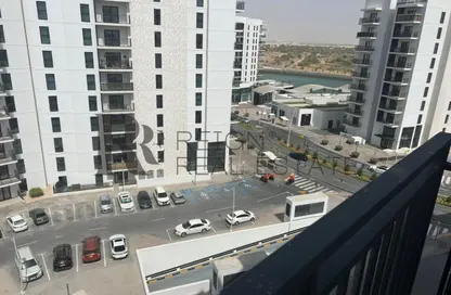 Apartment - 3 Bedrooms - 3 Bathrooms for rent in Waters Edge - Yas Island - Abu Dhabi