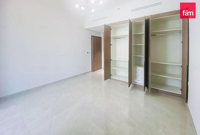 81945001 - Property Image 2