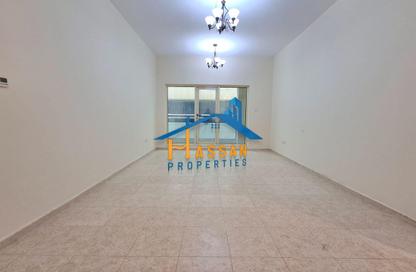 Apartment - 1 - 2 for rent in New Al Taawun Road - Al Taawun - Sharjah Apartment - 1 - 2 for rent in New Al Taawun Road - Al Taawun - Sharjah