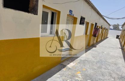 Labor Camp - Studio - 7+ Bathrooms for rent in Al Sajaa S - Al Sajaa - Sharjah Labor Camp - Studio - 7+ Bathrooms for rent in Al Sajaa S - Al Sajaa - Sharjah