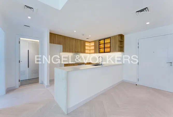162801062 - Property Image 3
