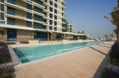 Apartment - 2 Bedrooms - 2 Bathrooms for sale in Seagate Building 3 - Seagate - Mina Rashid - Dubai